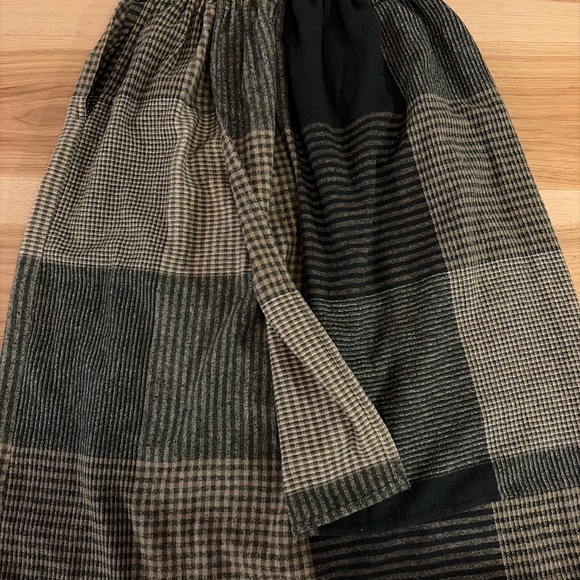 Issey Miyake Checkered A-Line Skirt in Black and Brown - Picture 9 of 10